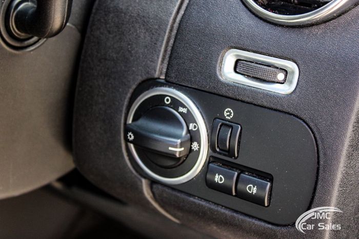 Land Rover Discovery 2014