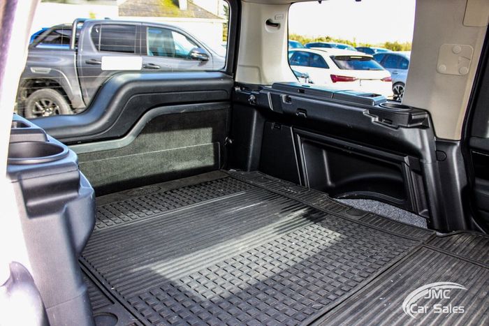 Land Rover Discovery 2014