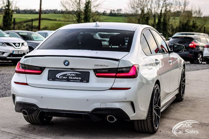 BMW 3 Series 2021