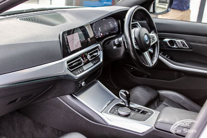 BMW 3 Series 2021