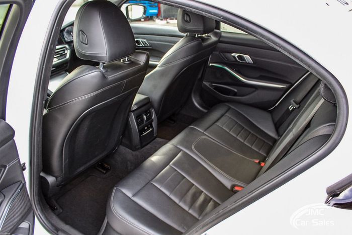 BMW 3 Series 2021