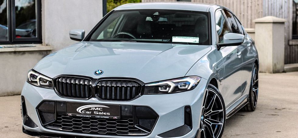 BMW 3 Series 2023