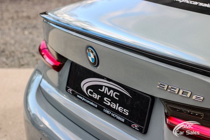 BMW 3 Series 2023