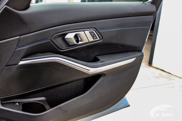 BMW 3 Series 2023