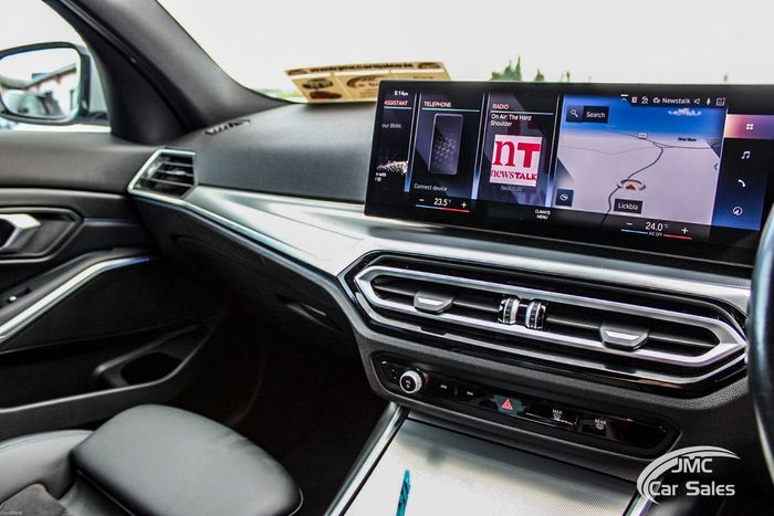 BMW 3 Series 2023