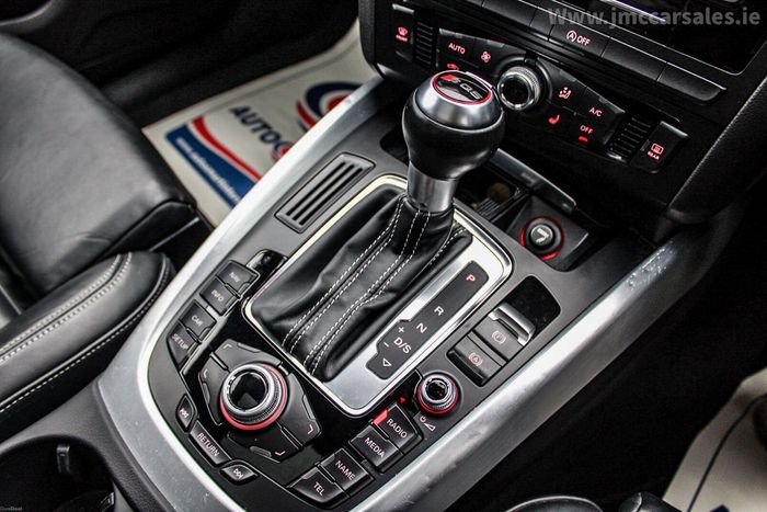 Audi SQ5 2016