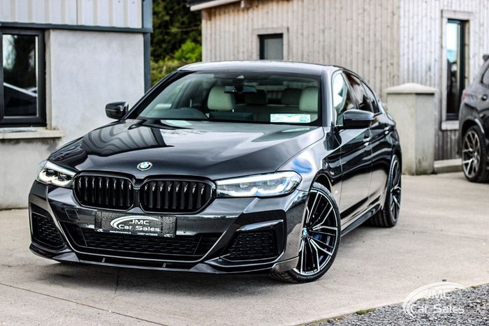 BMW 5 Series 2021