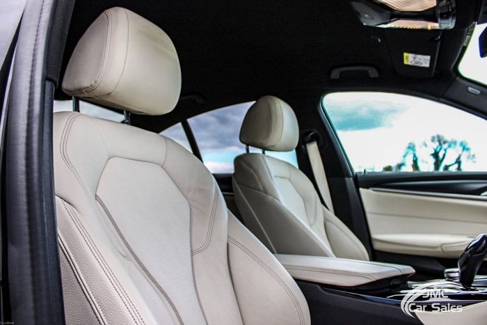 BMW 5 Series 2021