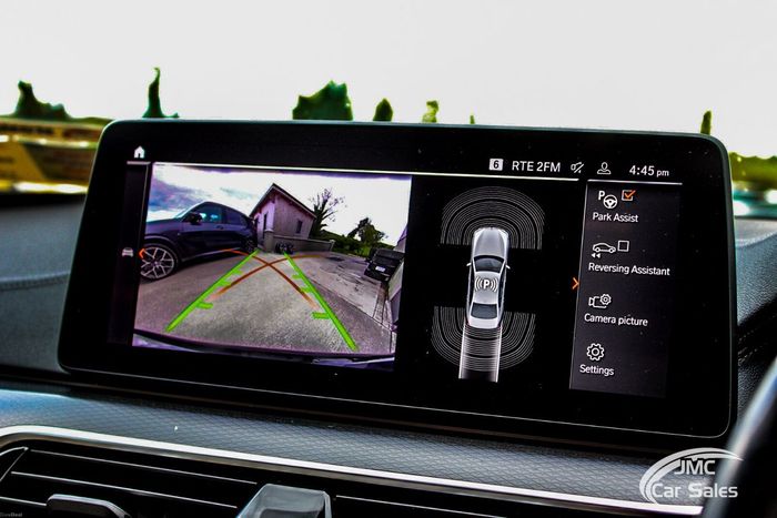 BMW 5 Series 2021