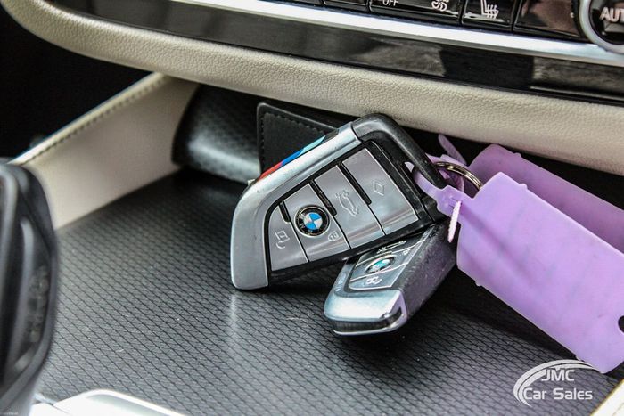 BMW 5 Series 2021