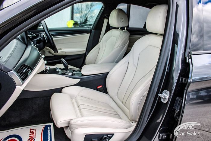 BMW 5 Series 2021