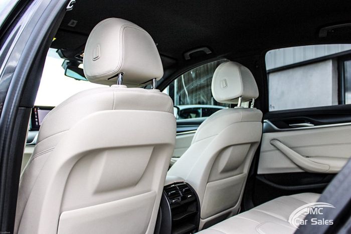 BMW 5 Series 2021
