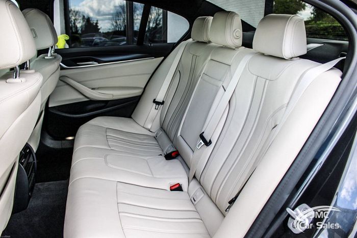 BMW 5 Series 2021