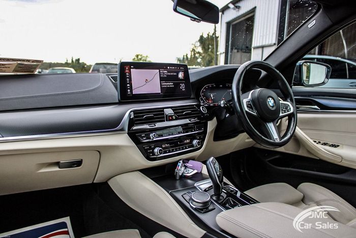 BMW 5 Series 2021