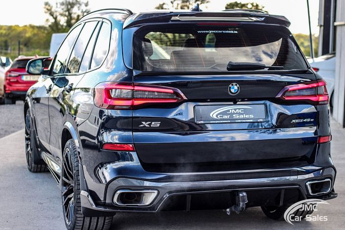 BMW X5 2021