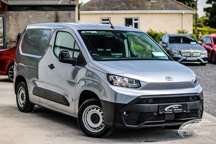 Toyota Proace 2025