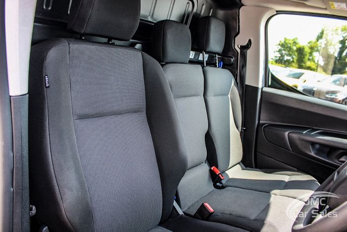Toyota Proace 2025