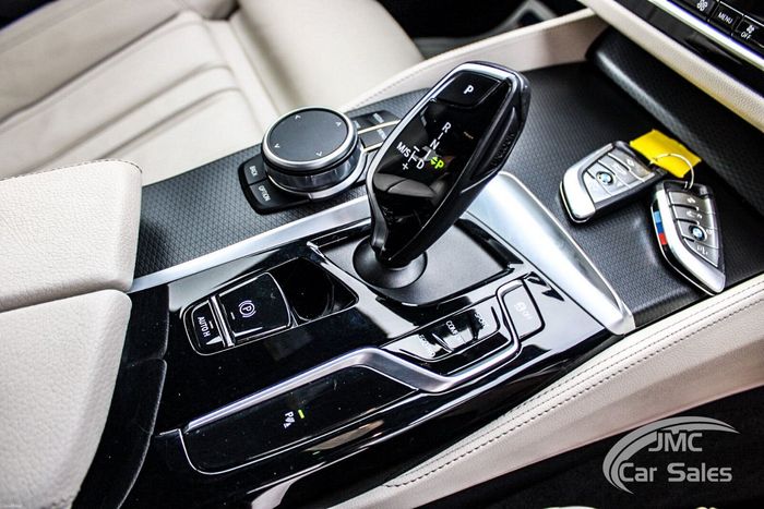 BMW 5 Series 2022