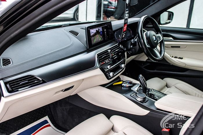 BMW 5 Series 2022