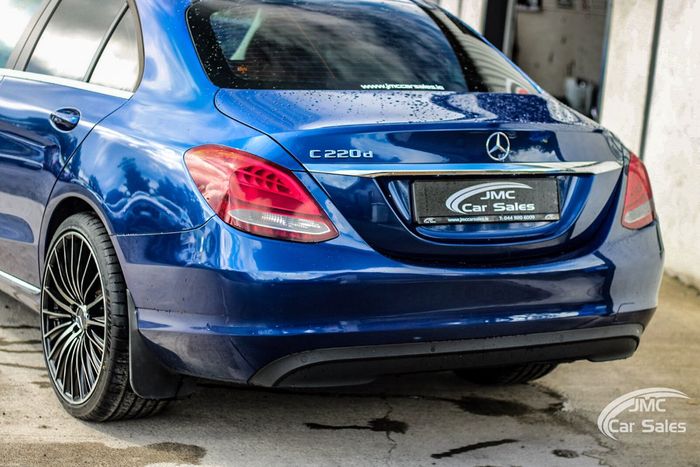 Mercedes-Benz C-Class 2019