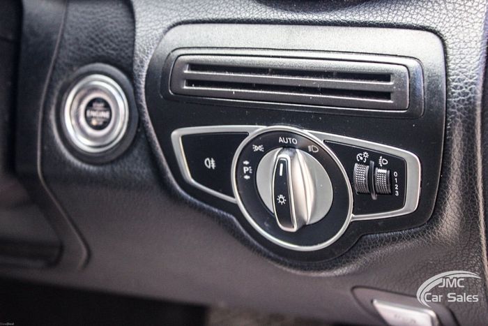 Mercedes-Benz C-Class 2019