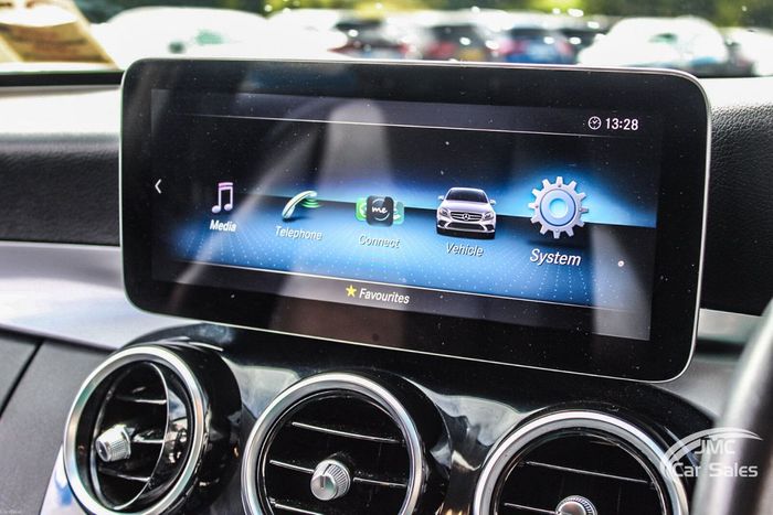 Mercedes-Benz C-Class 2019