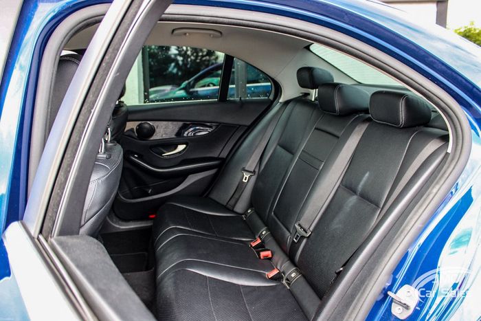 Mercedes-Benz C-Class 2019