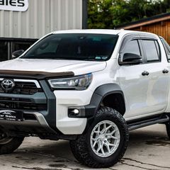 Toyota HiLux 2024