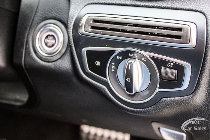 Mercedes-Benz C-Class 2020