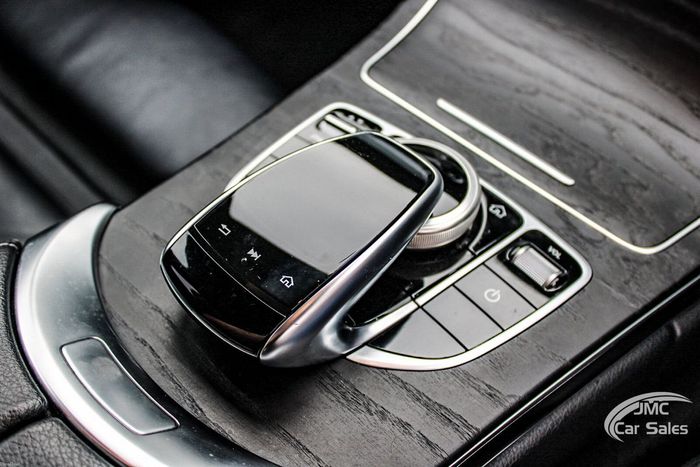 Mercedes-Benz C-Class 2020