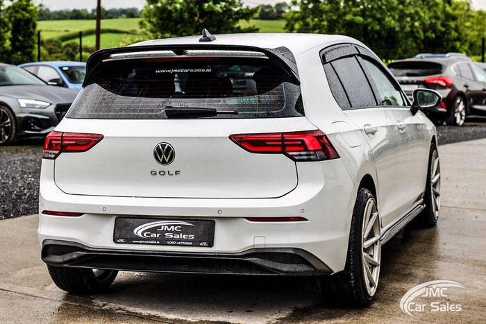 Volkswagen Golf 2022