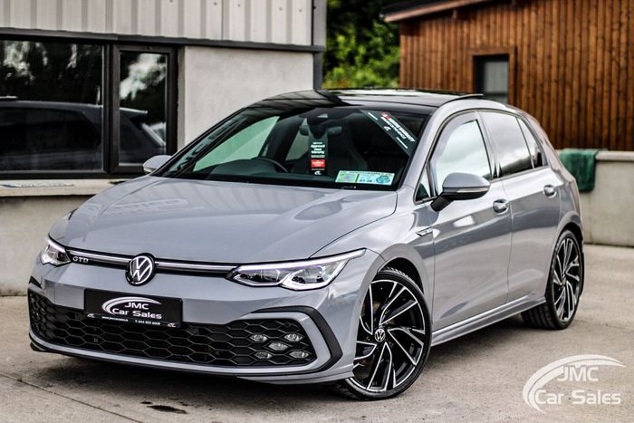 Volkswagen Golf 2021