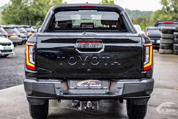 Toyota HiLux 2026