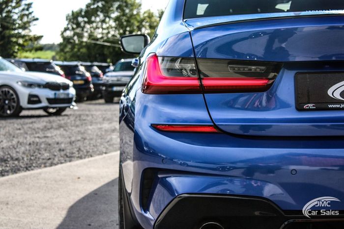 BMW 3 Series 2021