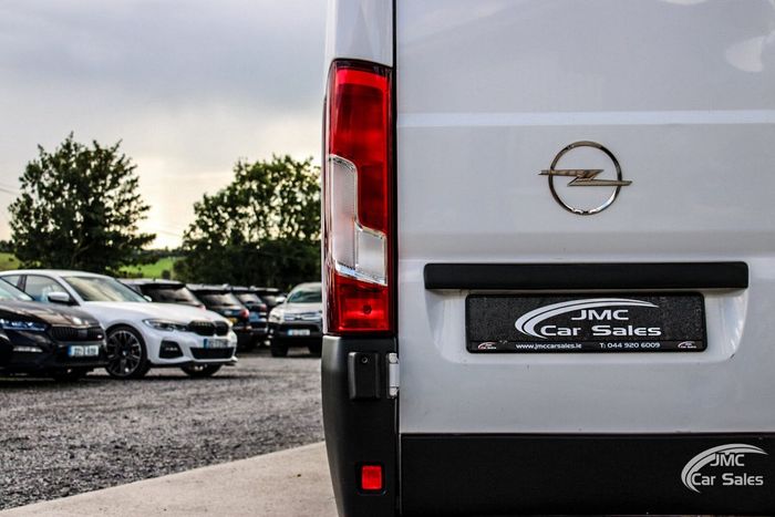 Opel Movano 2023