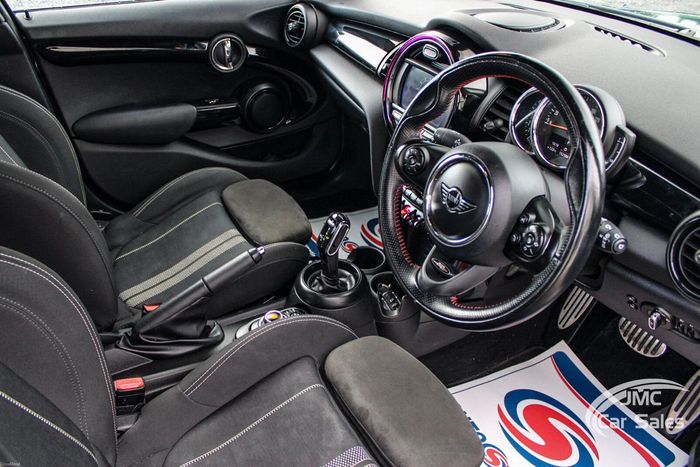 MINI Cooper 2018