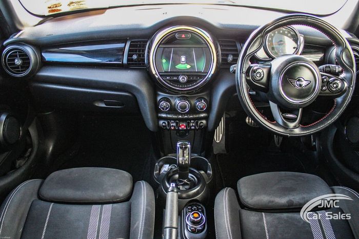 MINI Cooper 2018