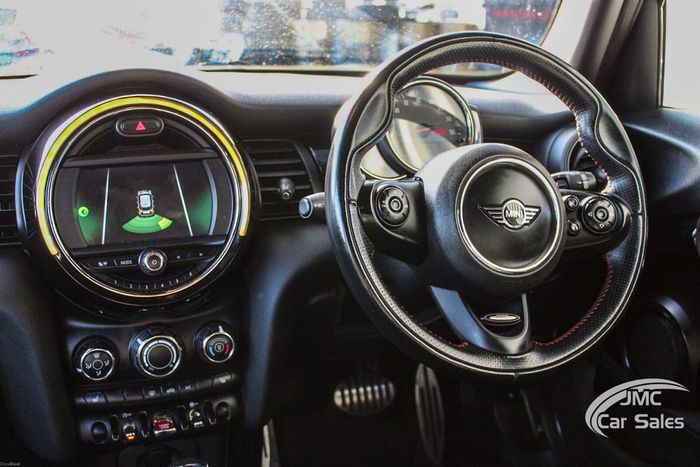 MINI Cooper 2018