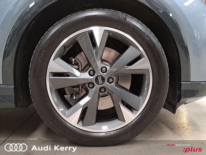 Audi Q4 E-tron 2025