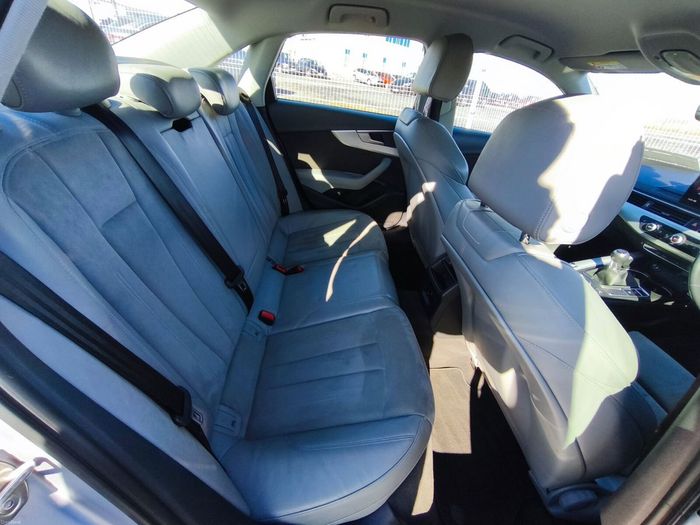 Audi A4 2019