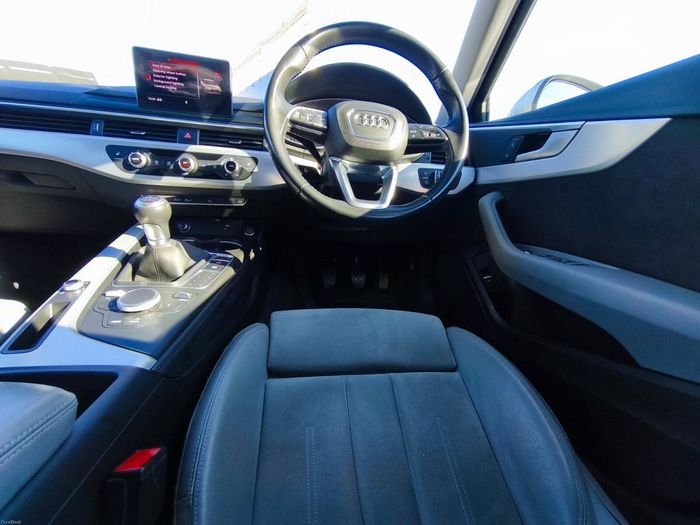Audi A4 2019
