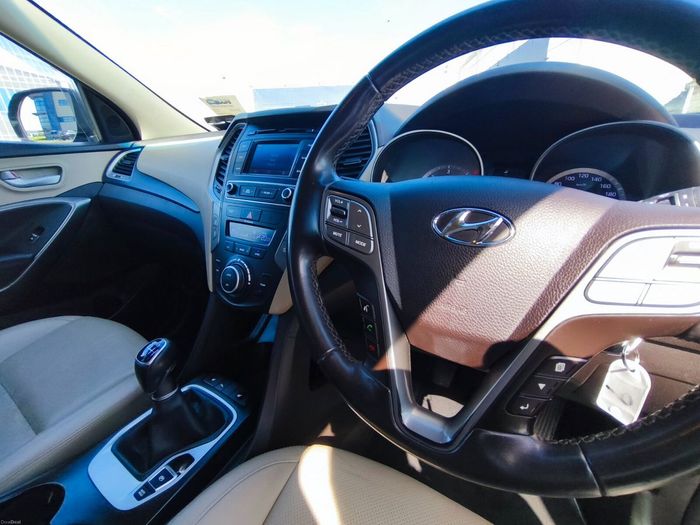 Hyundai Santa Fe 2017