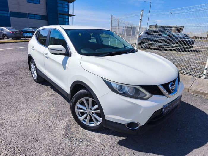 Nissan QASHQAI 2015