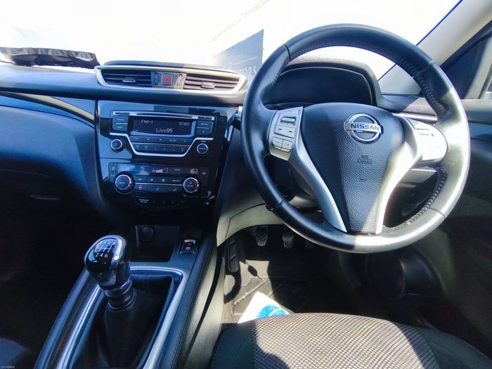 Nissan QASHQAI 2015