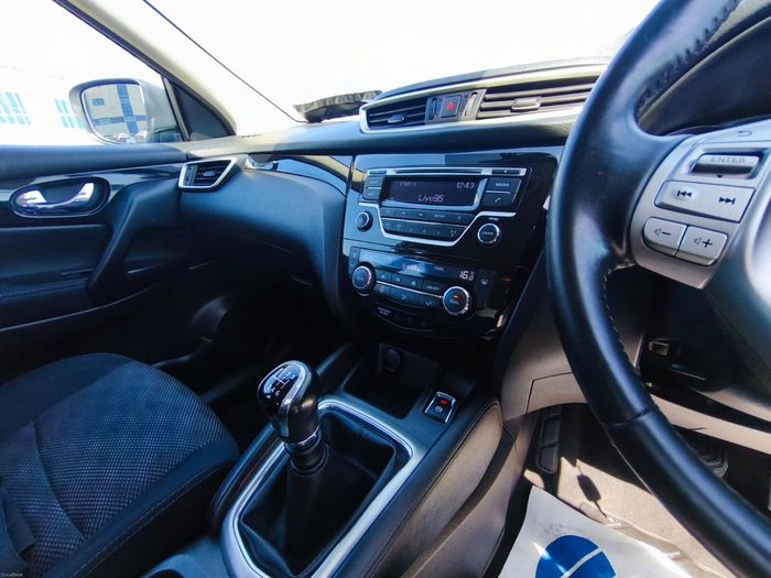 Nissan QASHQAI 2015