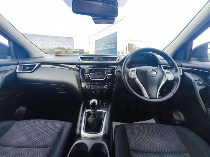 Nissan QASHQAI 2015