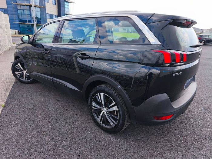 Peugeot 5008 2019