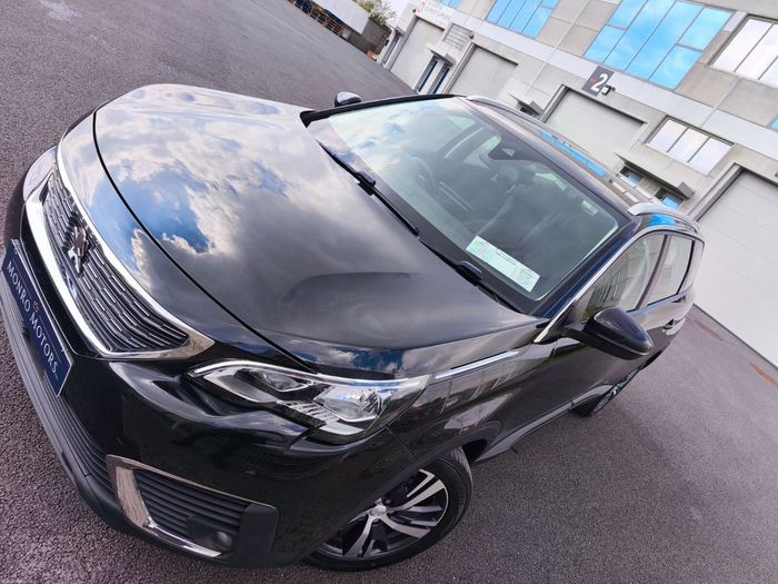 Peugeot 5008 2019