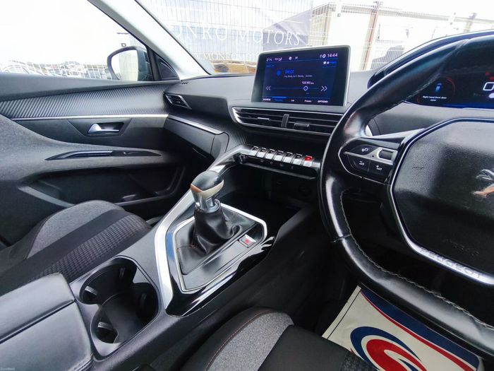Peugeot 5008 2019