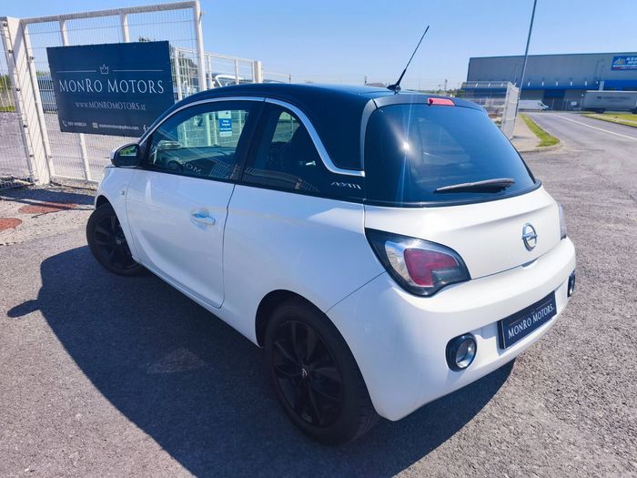 Opel Adam 2016